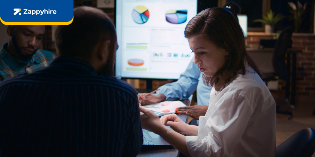 HR team using people analytics to hire top talent